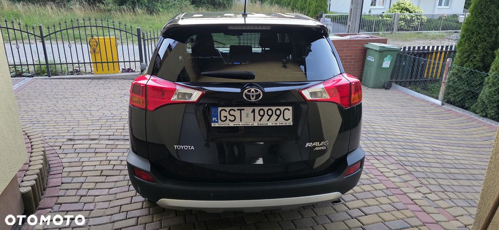 Toyota RAV4 2.0 D-4D Premium - 11