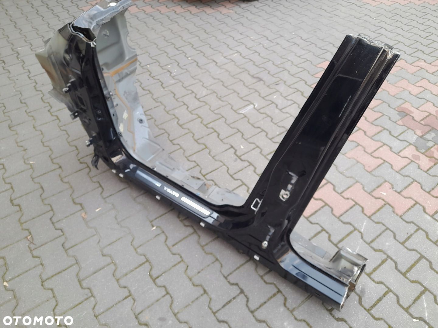 PRÓG LEWY SŁUPEK VOLVO XC60 2008- 2017R W-WA - 1