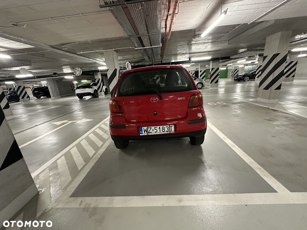Toyota Yaris 1.0 Base - 3