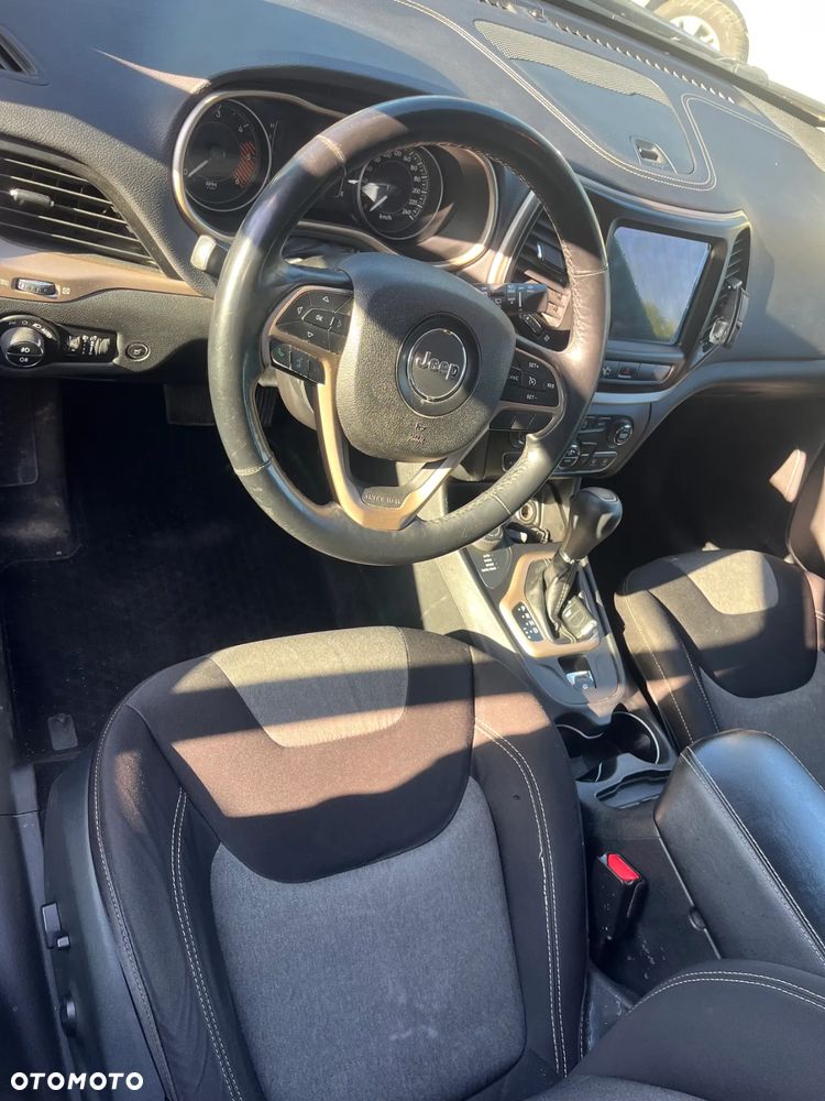 Jeep Cherokee 2.0 MJD Active Drive I Longitude - 11