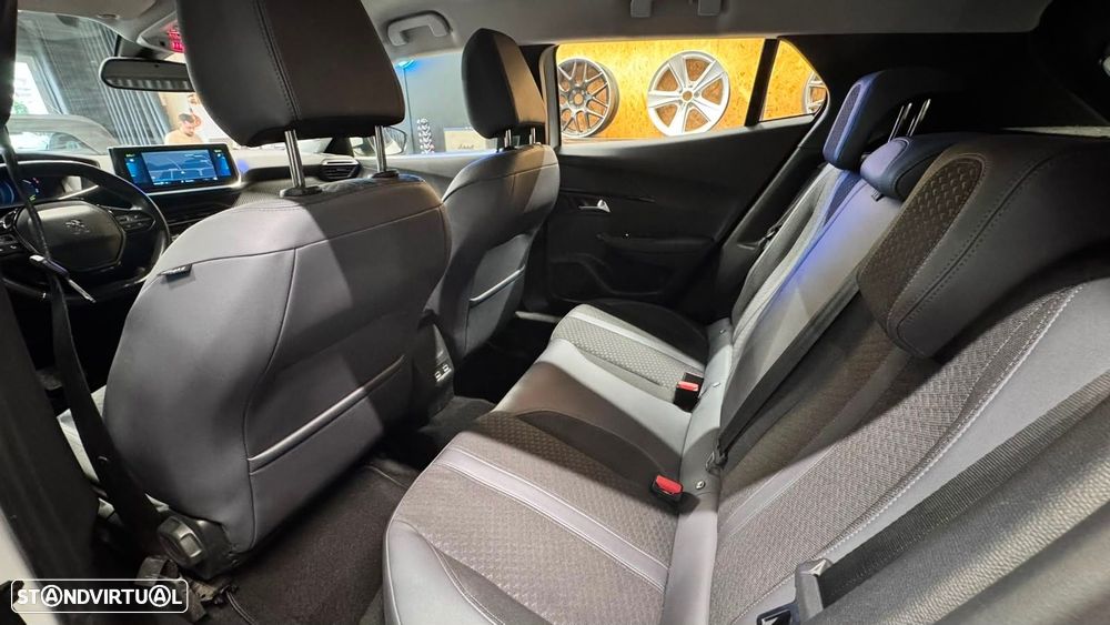 Peugeot e-2008 50 kWh Allure Pack - 13