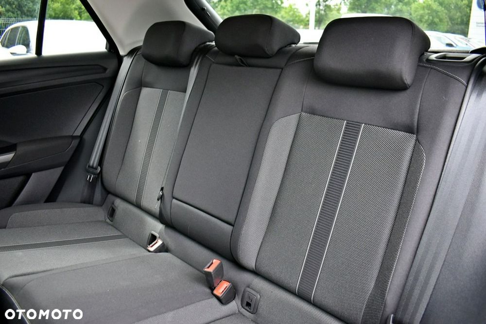 Volkswagen T-Roc 1.5 TSI Life DSG - 12