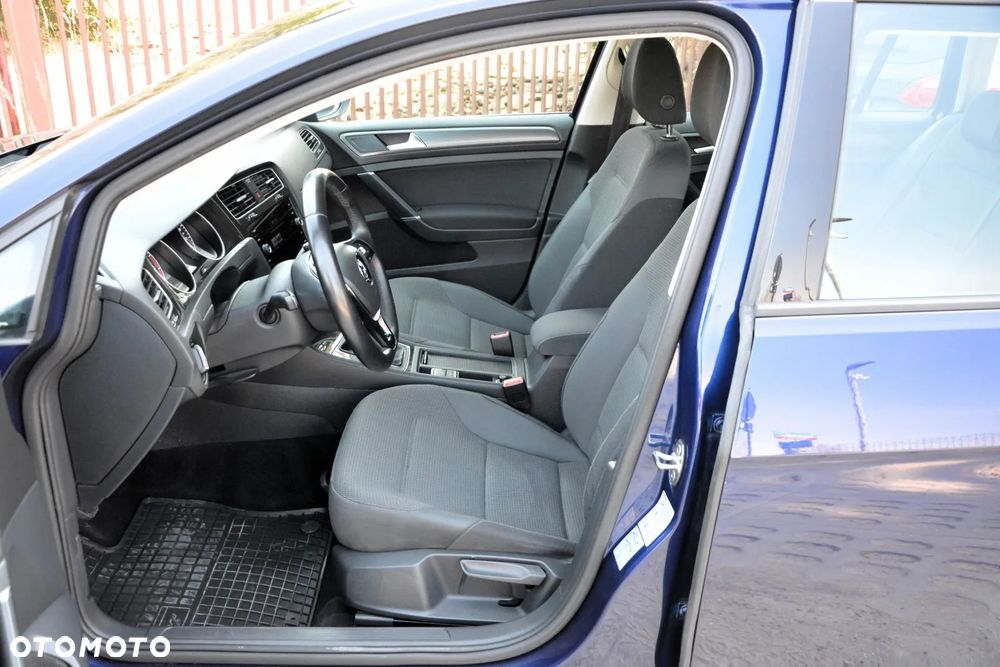 Volkswagen Golf 1.5 TSI BMT Evo Comfortline - 9
