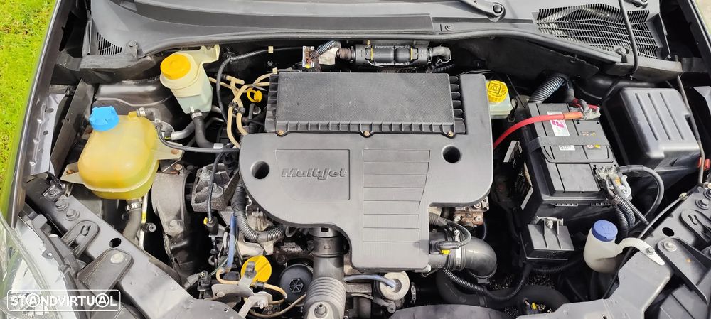 Fiat Linea 1.3 M-Jet Emotion - 20