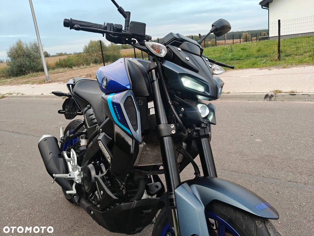 Yamaha MT - 17
