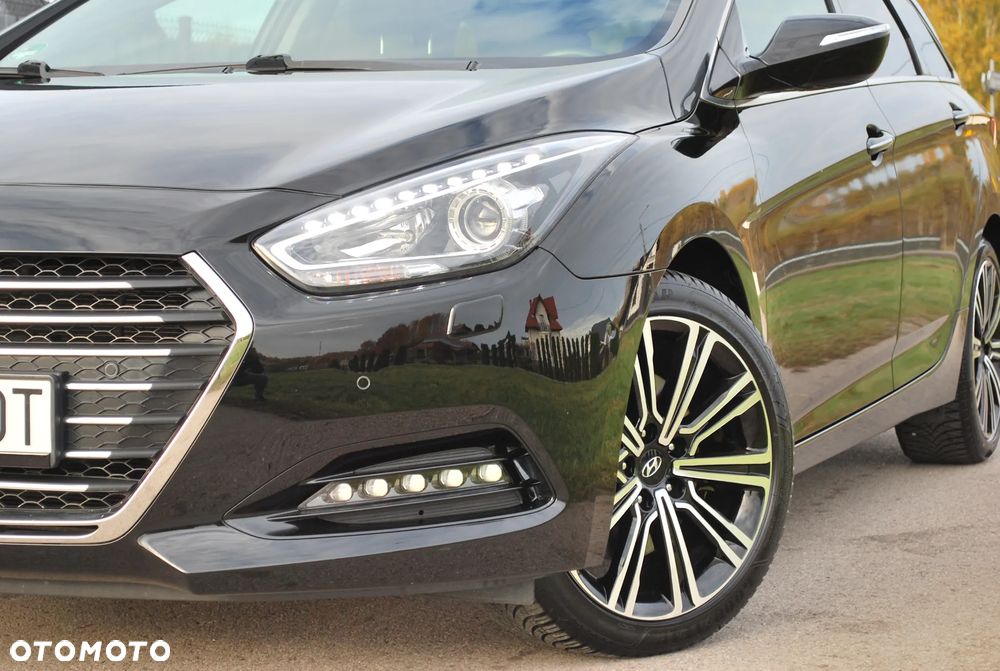 Hyundai i40 Kombi 2.0 Automatik Premium - 3