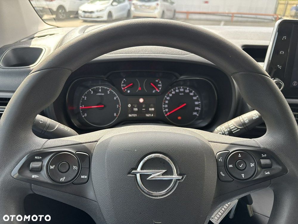 Opel Combo 1.2 Turbo Edition Plus S&S - 24