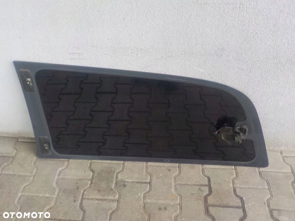 VITO 639 DŁUGI SZYBA PRAWA TYLNA KAROSERYJNA EL. - 3