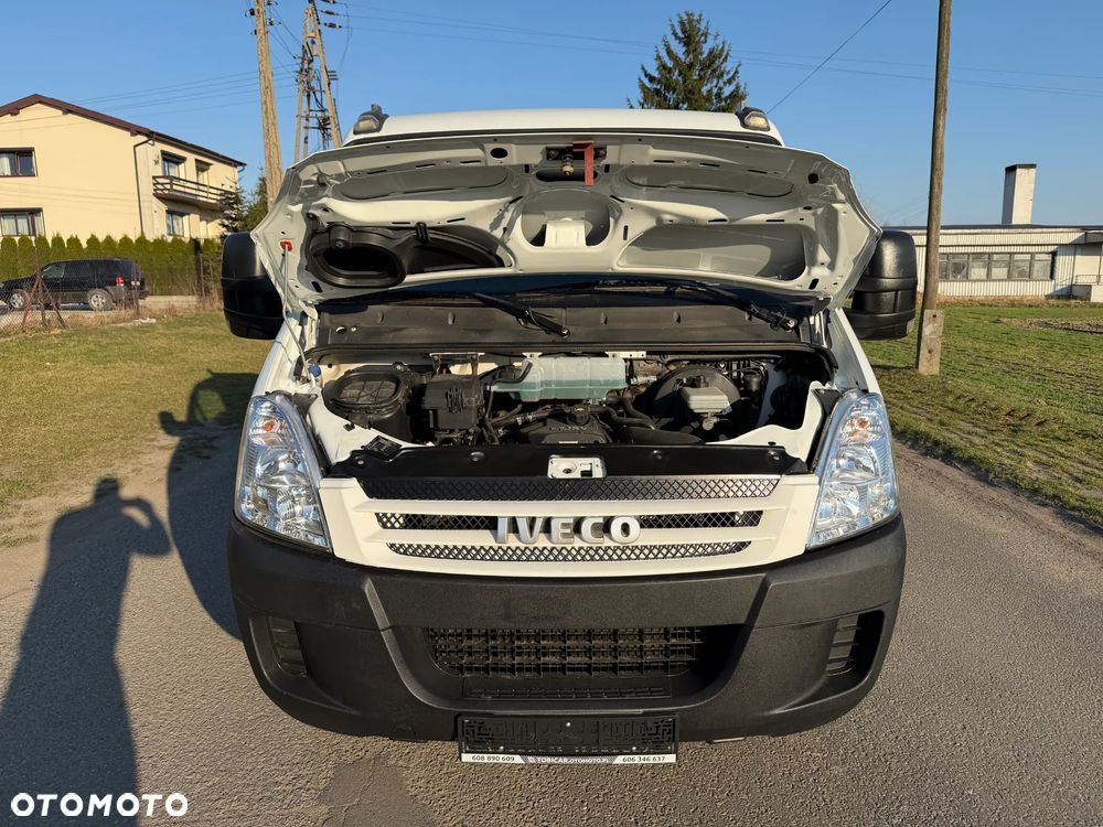Iveco 35C13 * 2.3 / 130KM * Skrzyniowy * Rama * Rozstaw osi: 3.7m * - 17