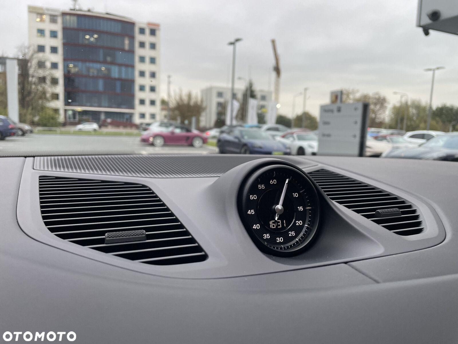 Porsche Cayenne - 15