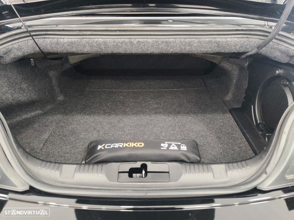Ford Mustang 2.3i EcoBoost - 29