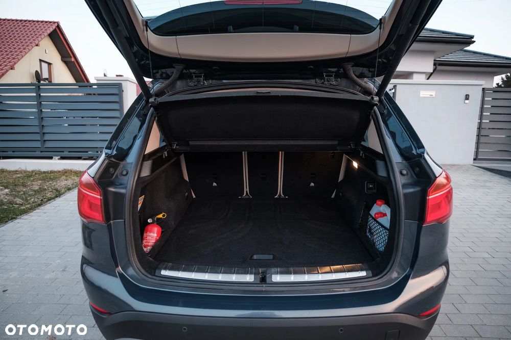 BMW X1 - 16