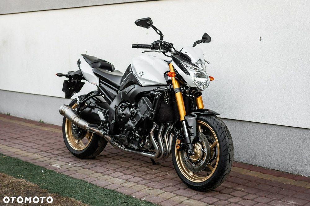 Yamaha FZ - 2