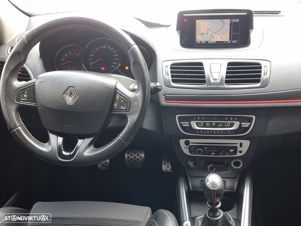 Renault Mégane Sport Tourer 1.5 dCi GT Line SS - 19