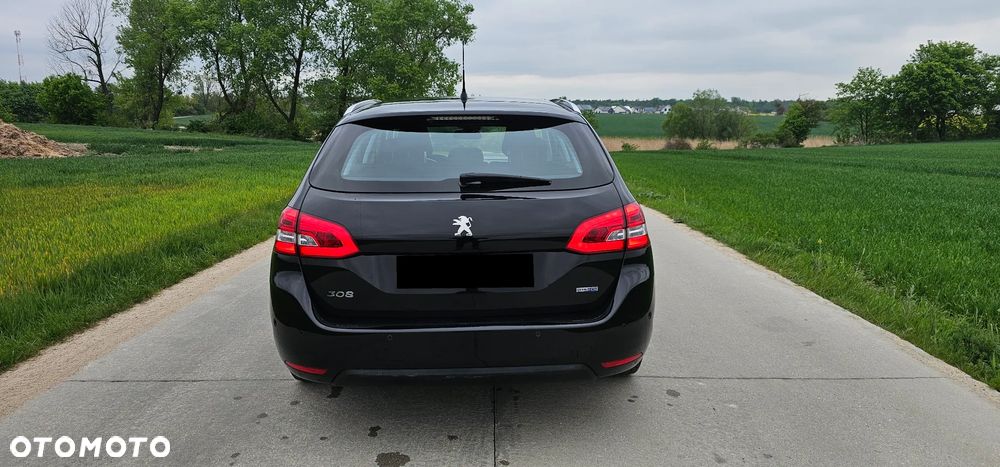 Peugeot 308 BlueHDi 120 Stop & Start Allure - 23