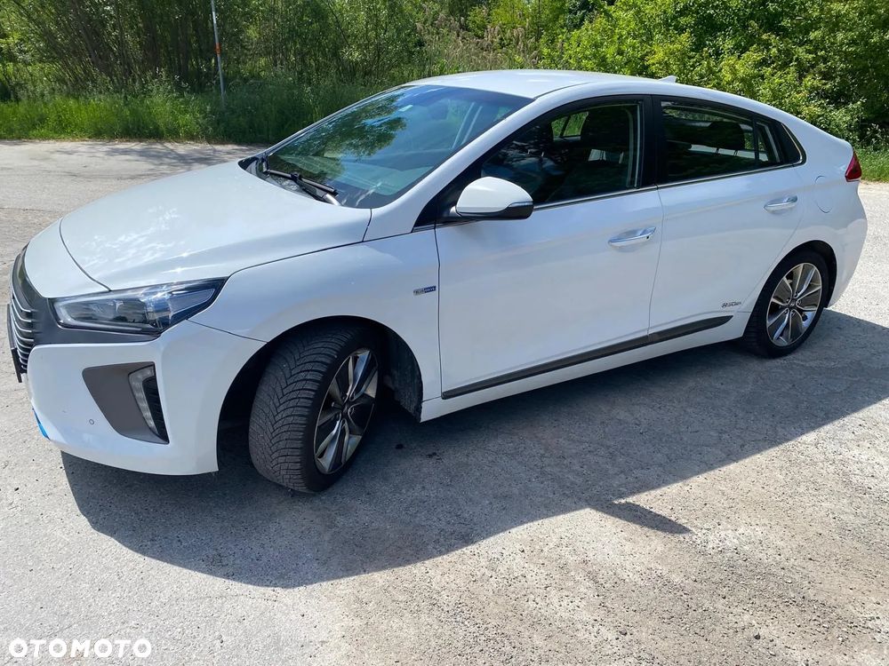 Hyundai IONIQ Hybrid Platinum - 3