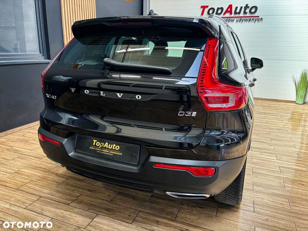 Volvo XC 40 D3 SCR R-Design - 8