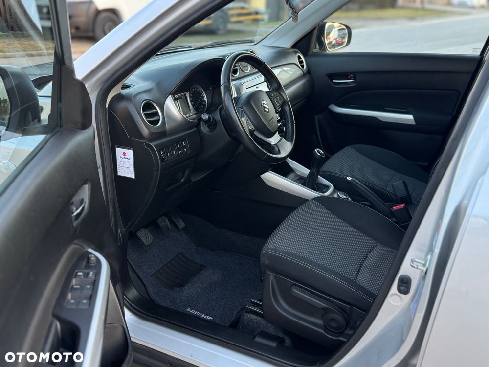 Suzuki Vitara 1.6 (4x4) Allgrip Comfort - 9