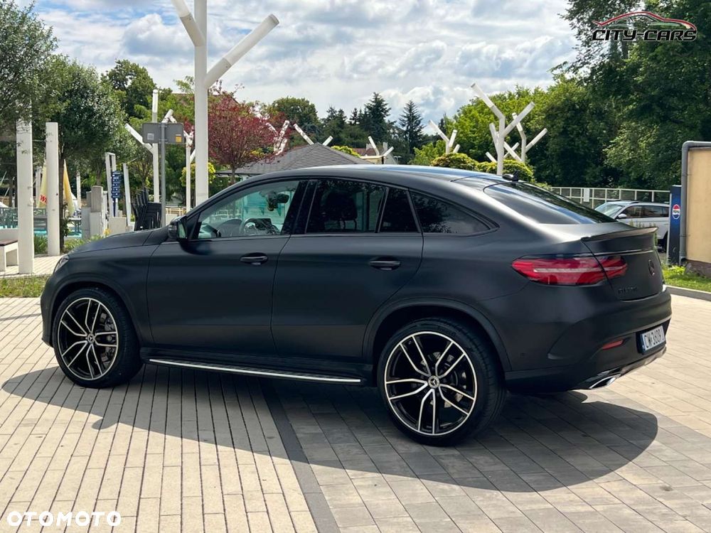 Mercedes-Benz GLE - 31