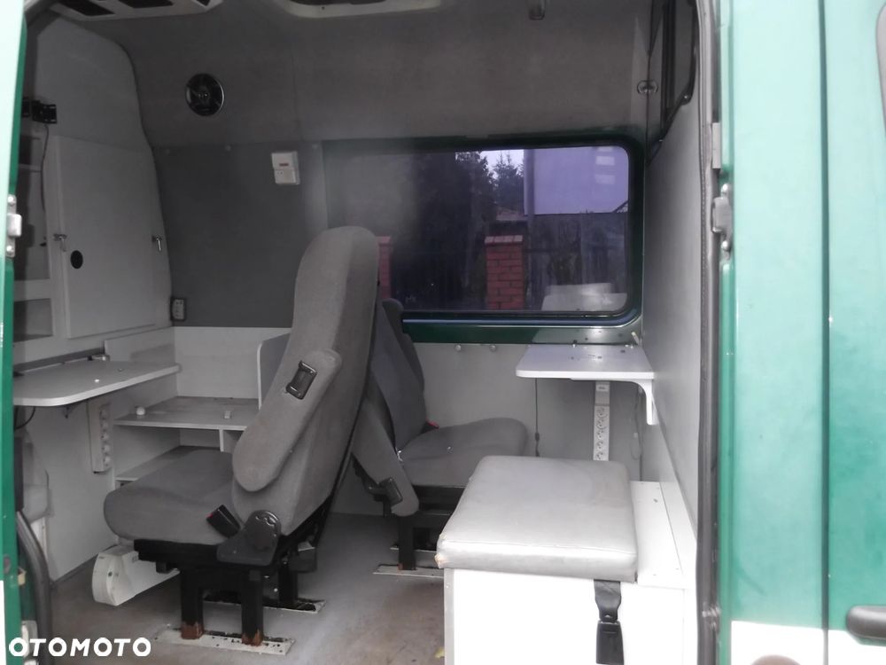 Mercedes-Benz Sprinter Specjalny 7-os z Agregatem - 10