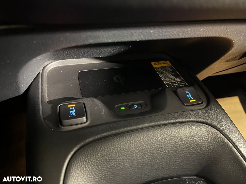 Toyota Corolla 1.8 Hybrid Comfort - 19