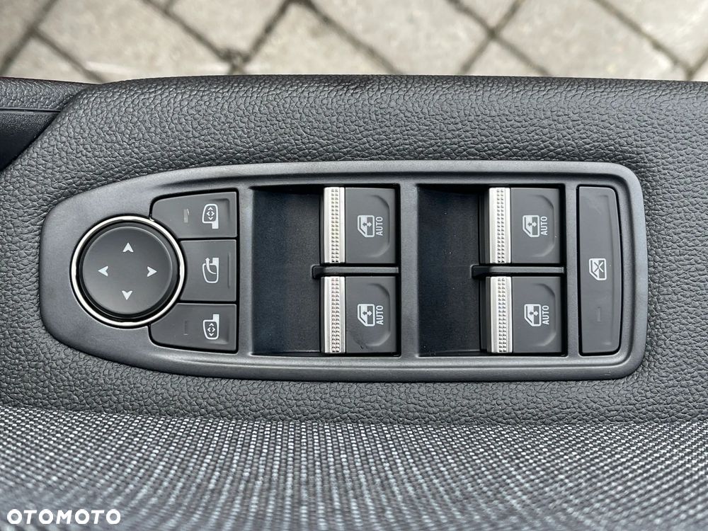 Renault Symbioz - 12