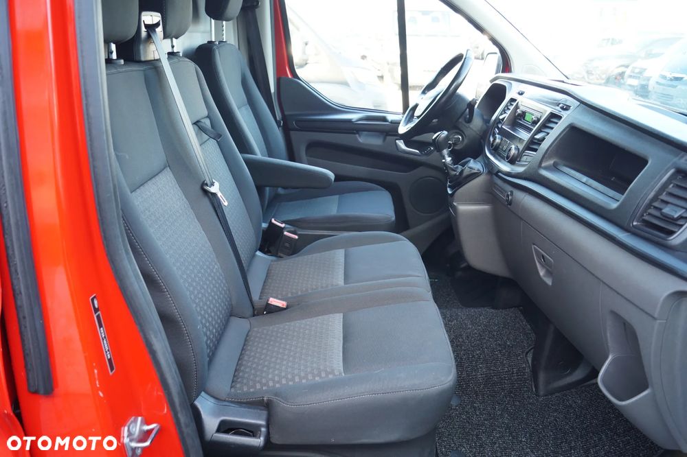 Ford Transit Custom - 23