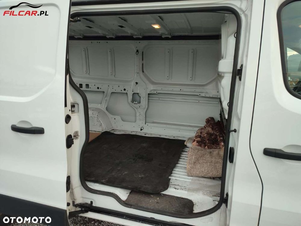 Renault Trafic - 9