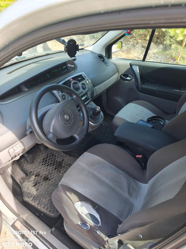 Renault Scenic 1.6 16V Confort Authentique - 12
