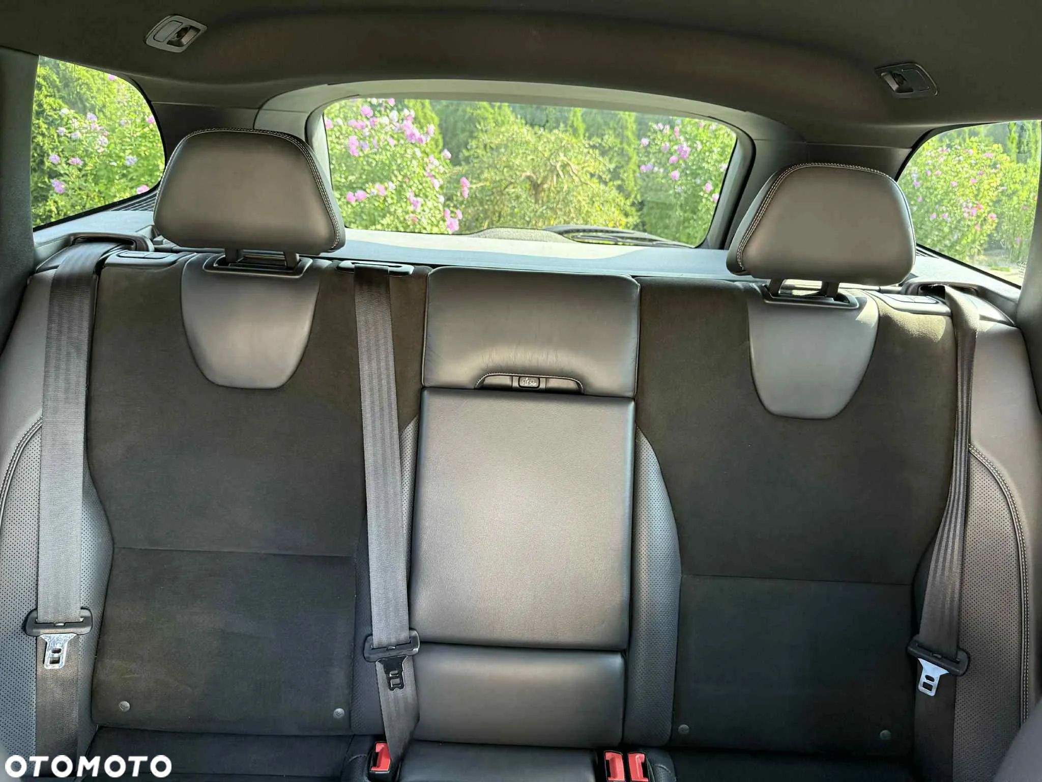 Volvo XC 60 - 24