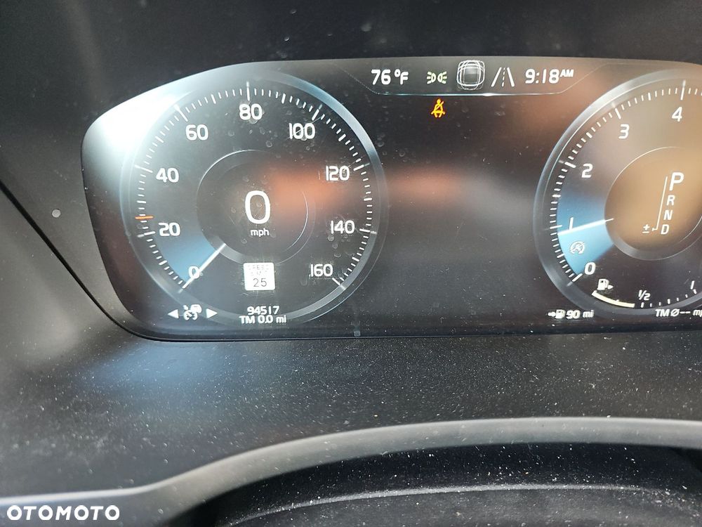 Volvo XC 90 T6 GPF AWD Momentum 7os - 17
