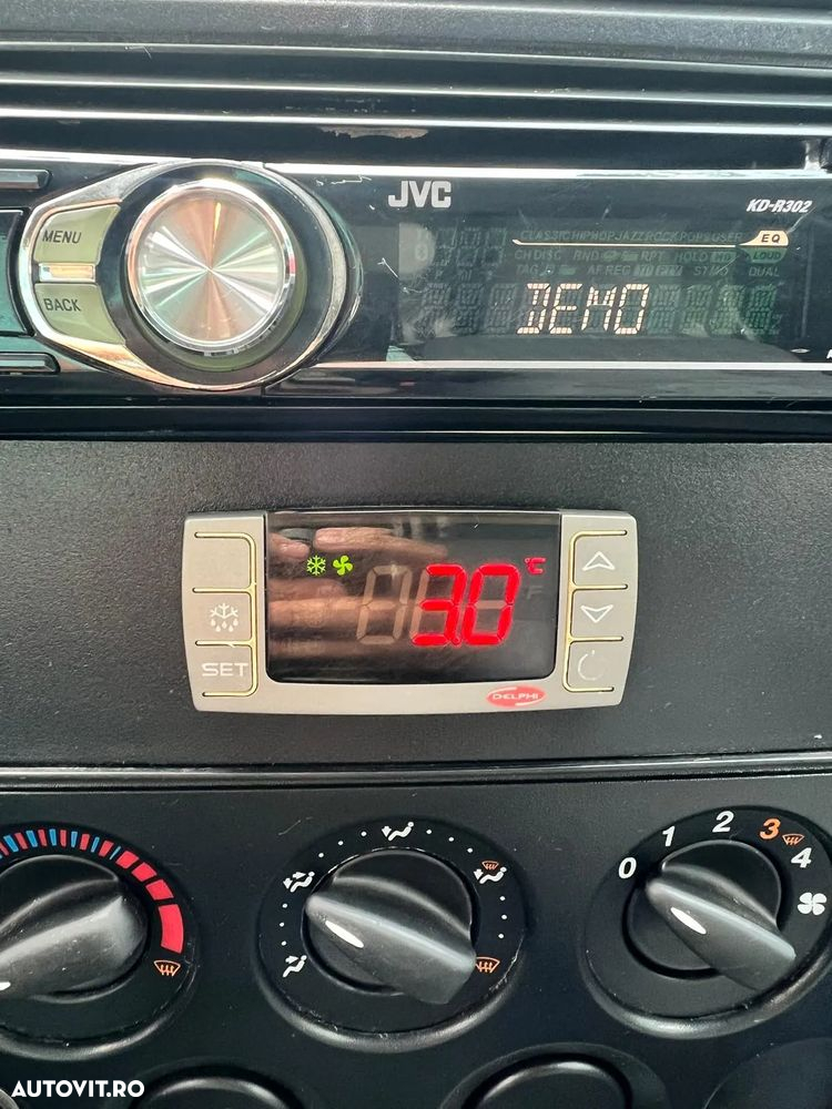 Ford Transit Connect - 4