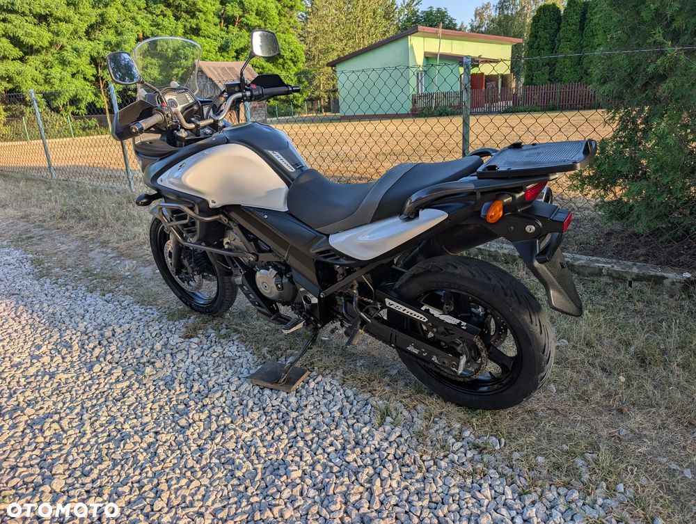 Suzuki V-STROM - 4