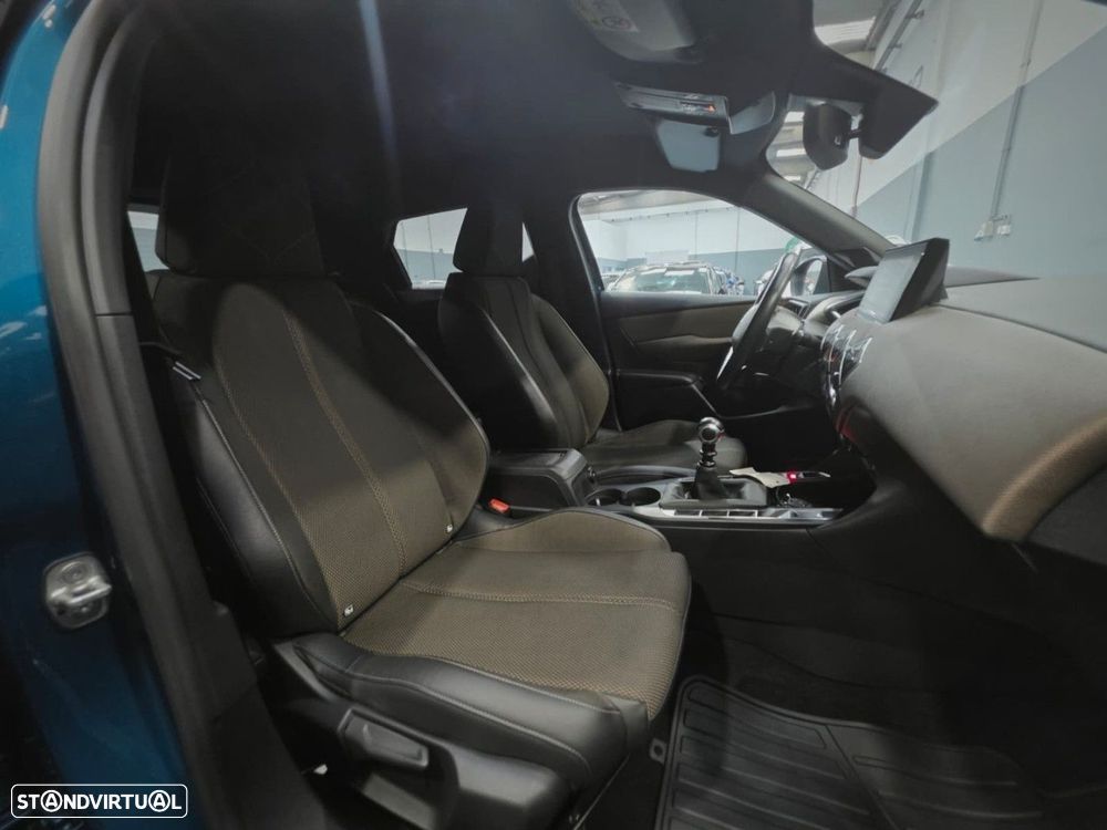 DS DS3 Crossback PureTech 100 SO CHIC - 16