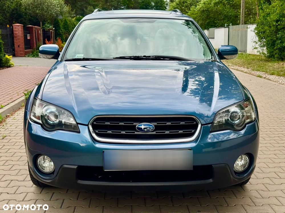 Subaru Outback 3.0 H6 - 1