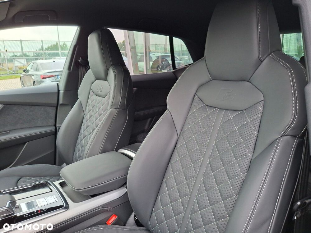 Audi Q8 - 27