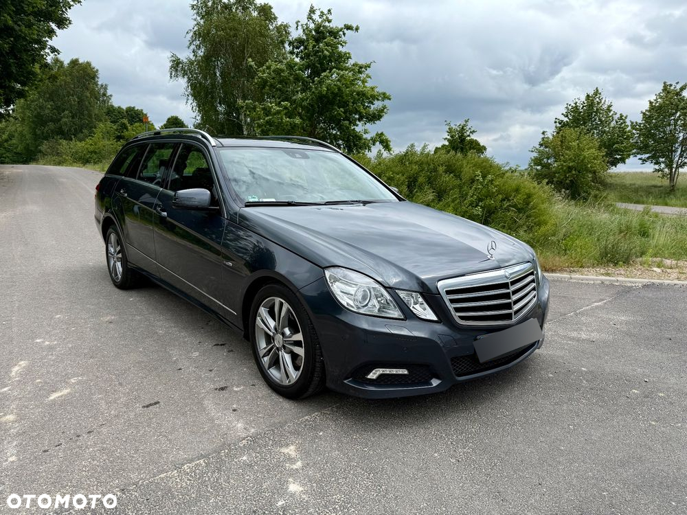 Mercedes-Benz Klasa E 350 T CDI DPF BlueEFFICIENCY 7G-TRONIC Avantgarde - 2