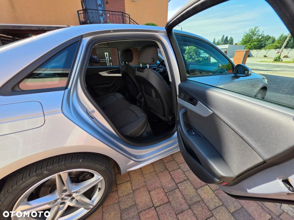 Audi A4 Limousine 1.4 TFSI Design S tronic - 20