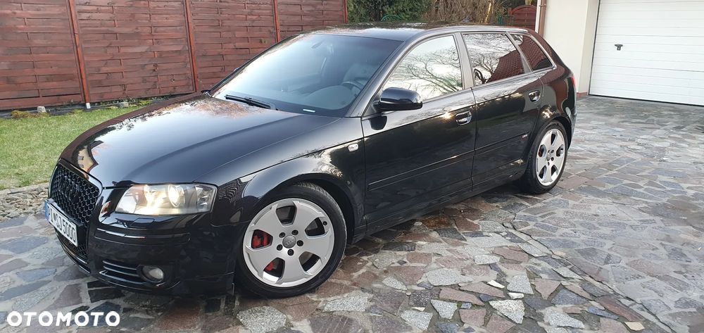 Audi A3 Sportback 3.2 quattro (DSG) S tronic S line Sportpaket plus - 4