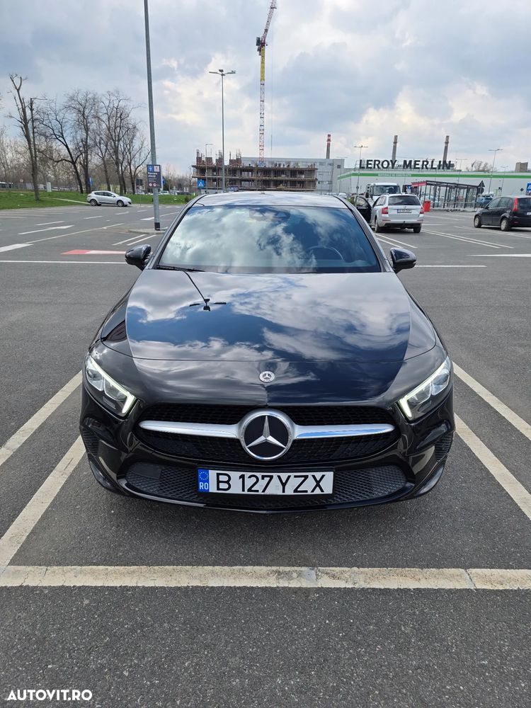 Mercedes-Benz A 180 Sedan 7G-DCT - 1