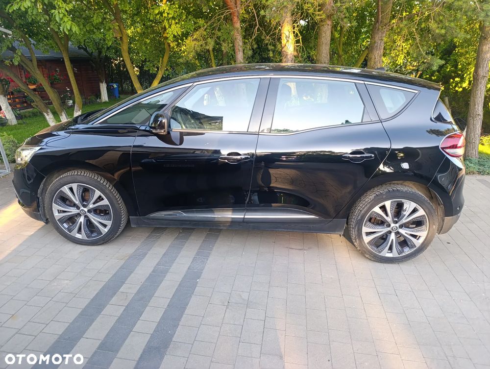 Renault Scenic ENERGY TCe 130 BOSE EDITION - 12