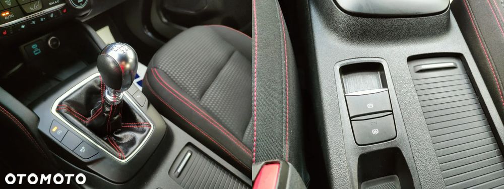 Ford Kuga 1.5 EcoBoost ST-LINE X - 24