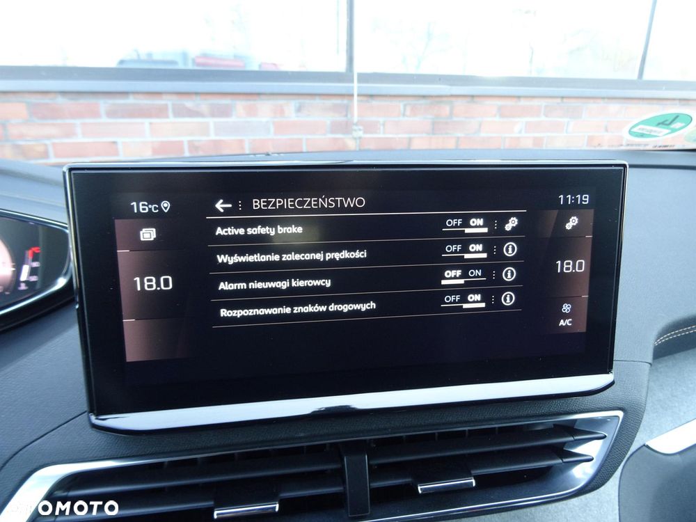 Peugeot 5008 1.5 BlueHDi GT S&S - 29