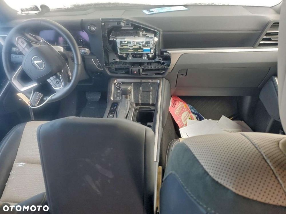 Lexus GX - 10
