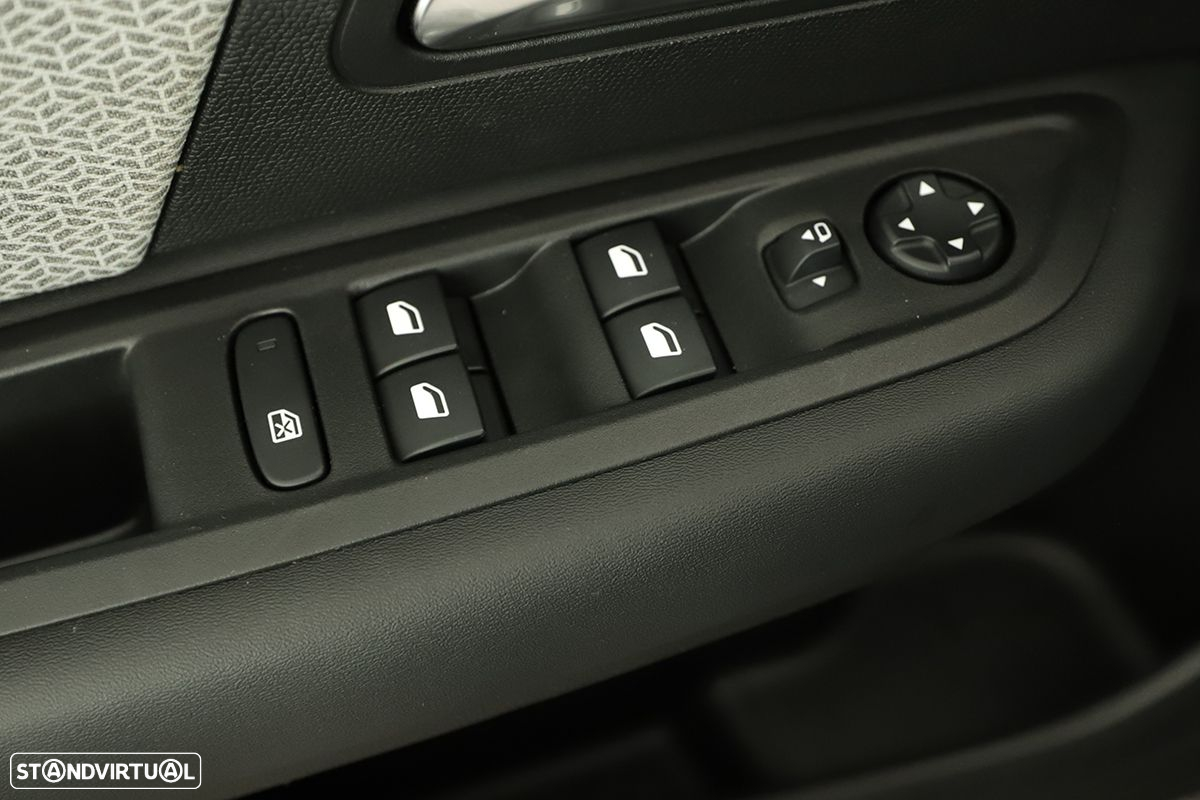 Citroën C4 1.2 PureTech Plus EAT8 - 20