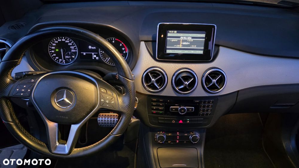 Mercedes-Benz Klasa B 180 CDI 7G-DCT - 19