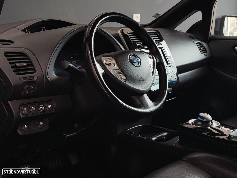 Nissan Leaf Tekna 30 kWh - 21
