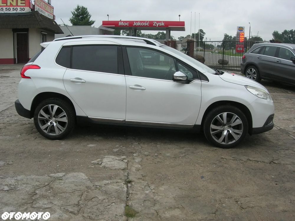 Peugeot 2008 1.6 e-HDi Allure S&S - 2