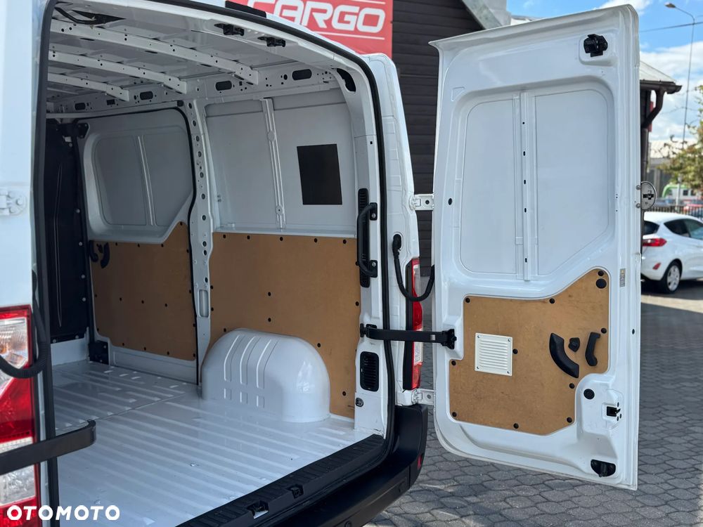 Renault Master - 10