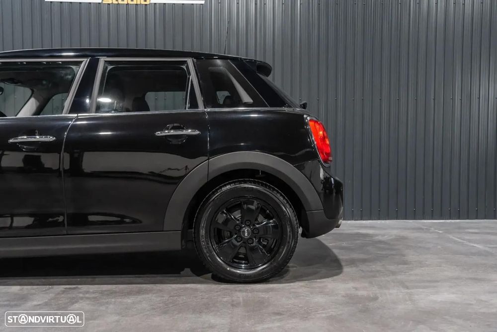 MINI 5 Portas One D - 30